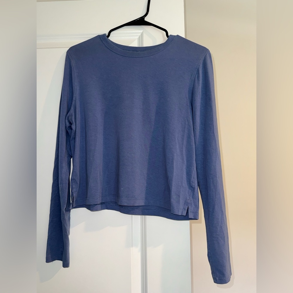 Lululemon purple/blue long sleeve shirt
